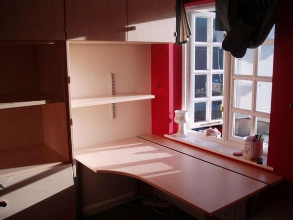 Left hand corner desk
